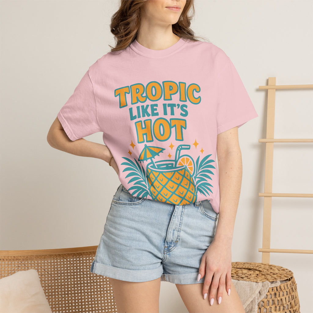T-Shirt — "Tropic Like It's Hot" Pineapple Tropical Graphic Tee